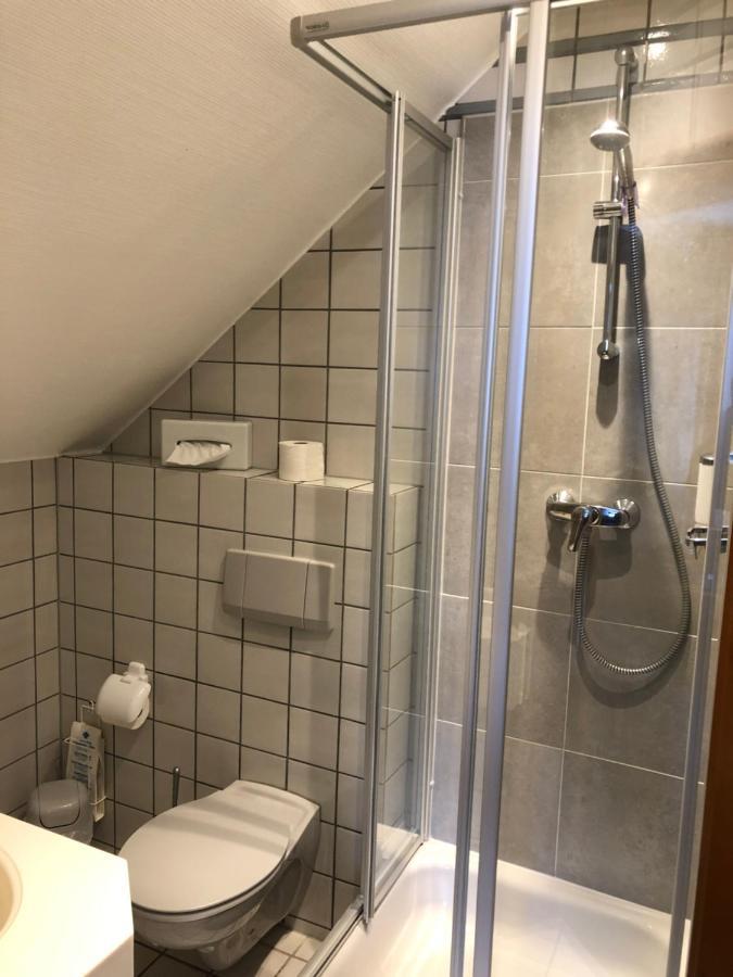 בוכום Hotel Restaurant Zum Neuling מראה חיצוני תמונה